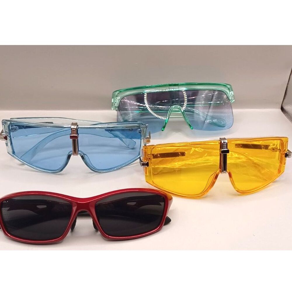 4 Pairs of Fashion Colors Modern Style Futuristic Sunglasses